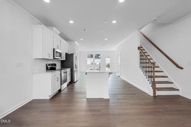 2306 Oakwood Meadows Ct, Raleigh, NC 27604