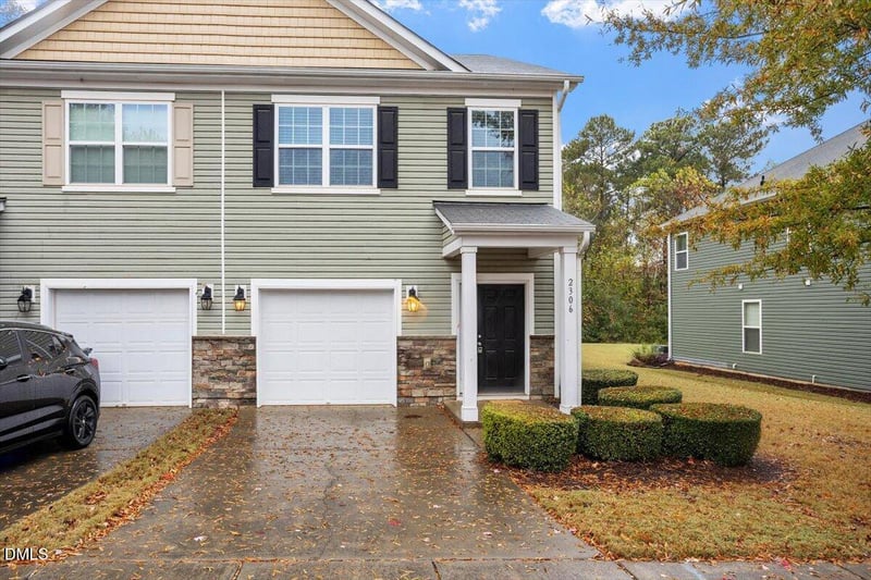 2306 Stoney Spring Dr, Raleigh, NC 27610