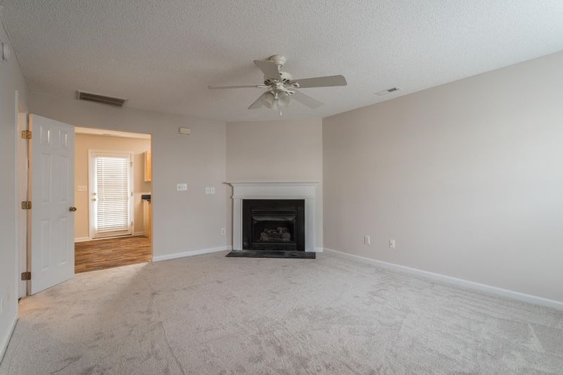 2306 Turtle Point Dr, Raleigh, NC 27604