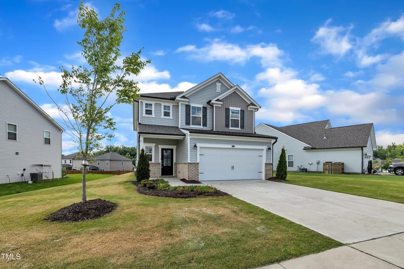 2307 Bethpage Dr, Fuquay Varina, NC 27526