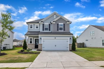2307 Bethpage Dr, Fuquay Varina, NC 27526