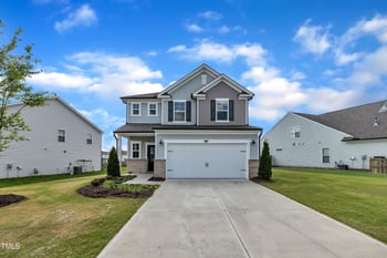 2307 Bethpage Dr, Fuquay Varina, NC 27526