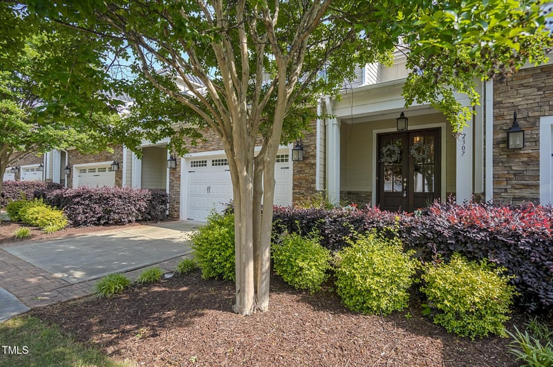 2307 Carriage Oaks Dr, Raleigh, NC 27614