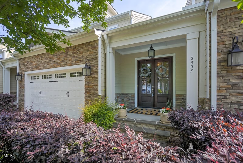 2307 Carriage Oaks Dr, Raleigh, NC 27614