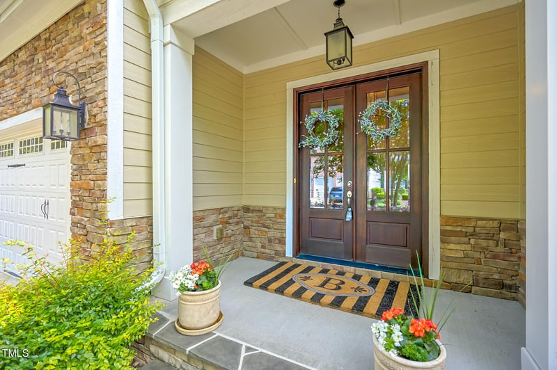 2307 Carriage Oaks Dr, Raleigh, NC 27614
