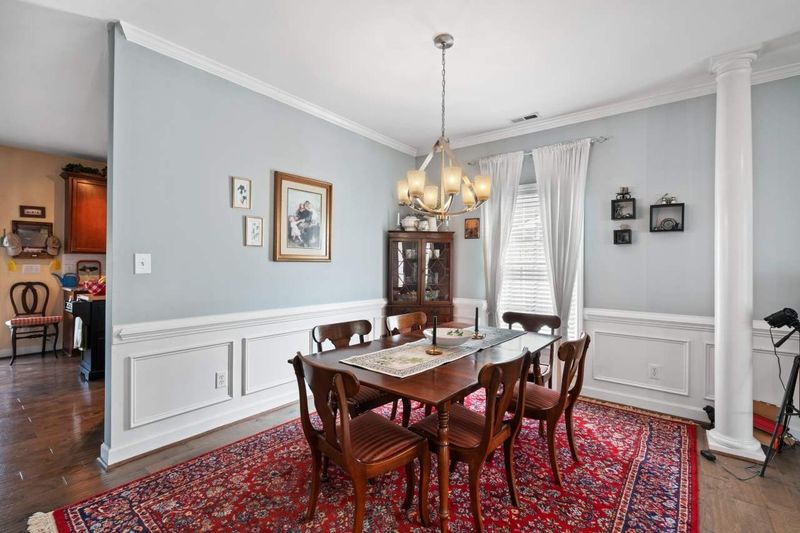 2307 King Malcolm Ln, Zebulon, NC 27597