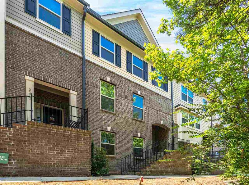 2308 Apex Peakway, Apex, NC 27502