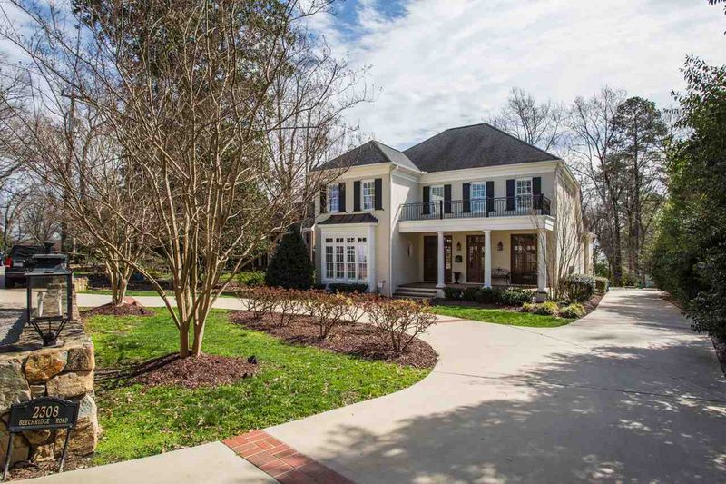 2308 Beechridge Rd, Raleigh, NC 27608