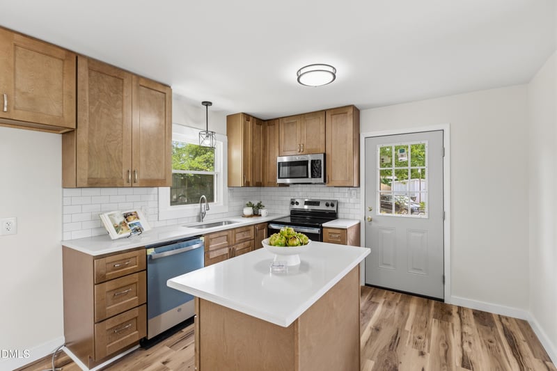 2308 Blacklan Cir, Raleigh, NC 27610