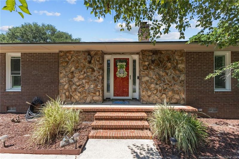 2308 Colgate Dr, Fayetteville, NC 28304