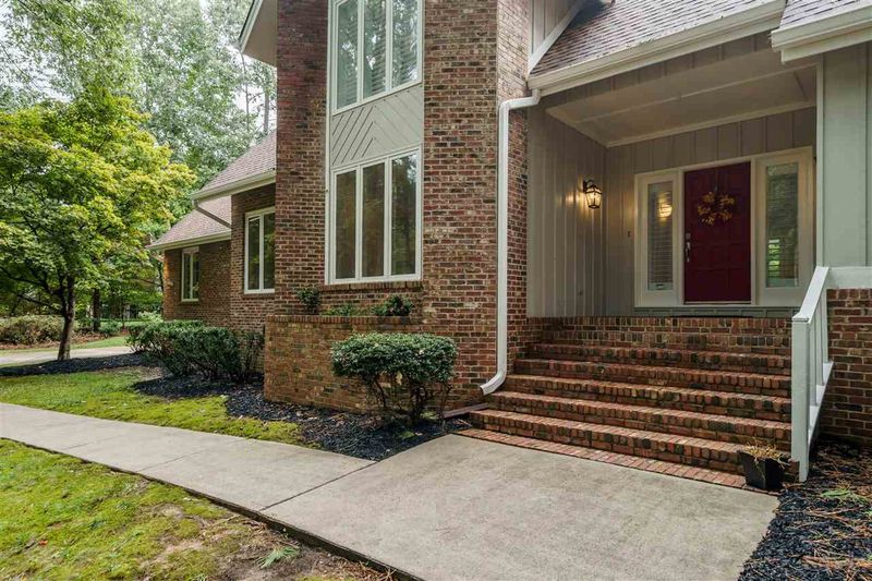 2308 Heartley Dr, Raleigh, NC 27615