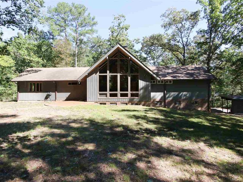 2308 Honeysuckle Rd, Chapel Hill, NC 27514
