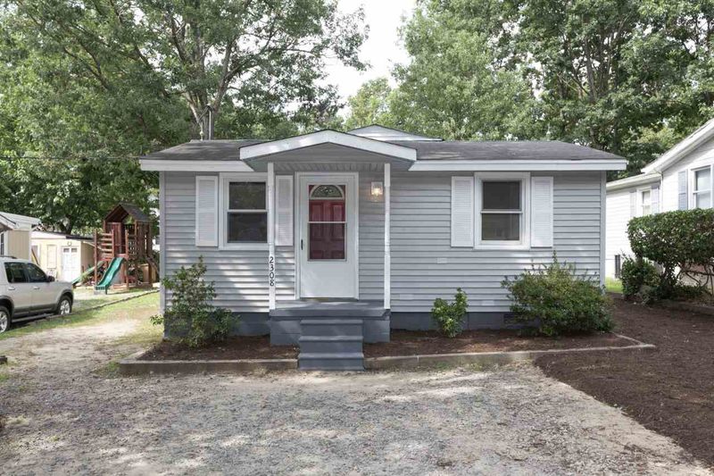 2308 Lilac Ln, Raleigh, NC 27612