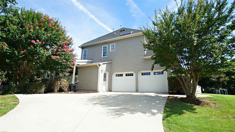 2308 Narrawood St, Raleigh, NC 27614