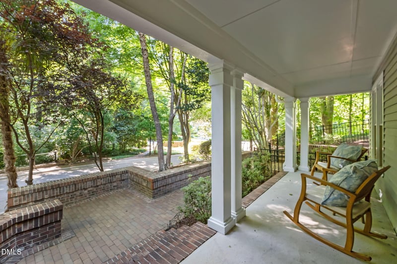 2308 Oxford Hills Dr, Raleigh, NC 27608