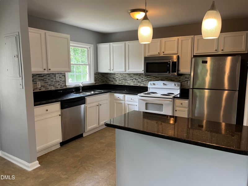 2308 Shannon St, Raleigh, NC 27610