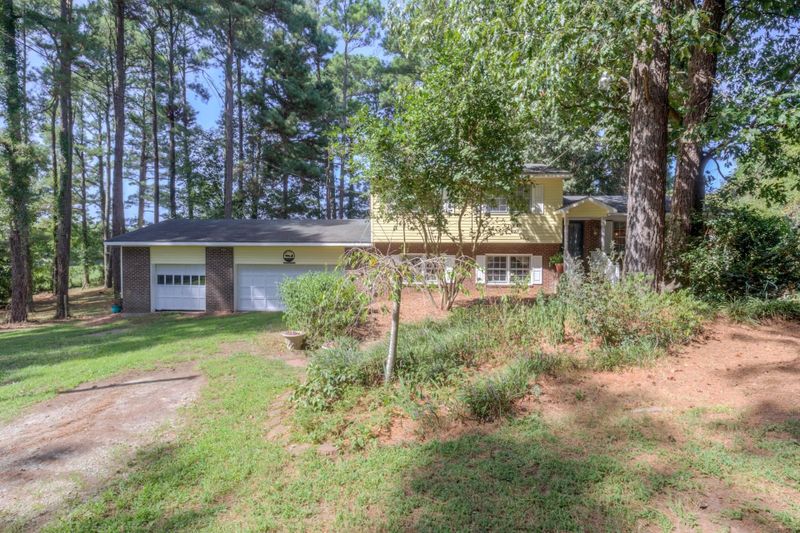 2308 Vandora Springs Rd, Garner, NC 27529