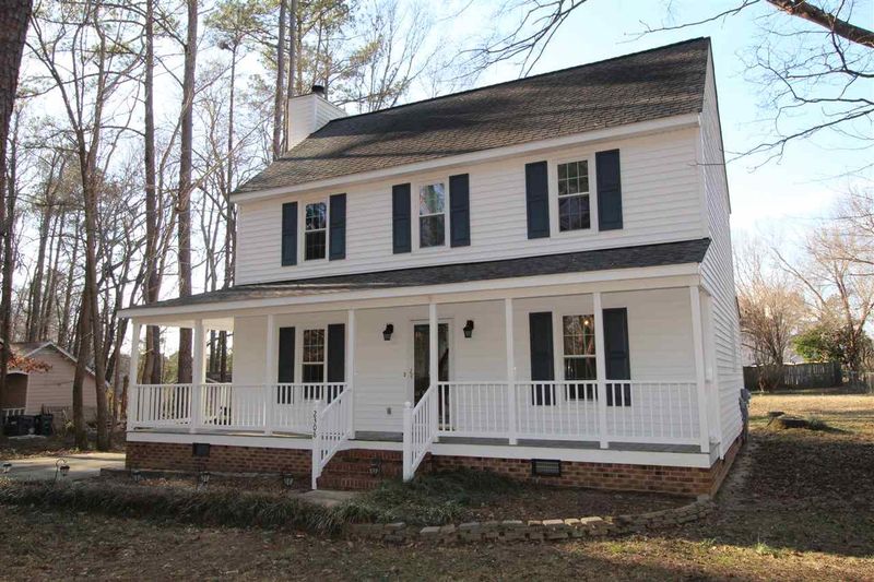 2308 White Oak Cir, Clayton, NC 27520
