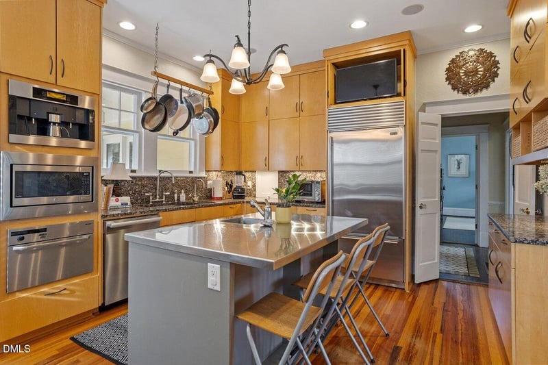 2309 Fairview , Raleigh, NC 27608