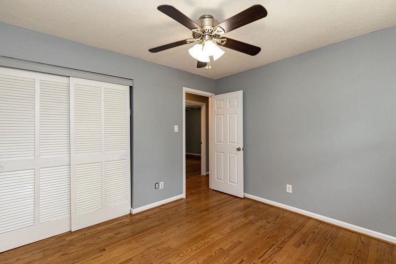 2309 Foxhill Cir, Raleigh, NC 27610