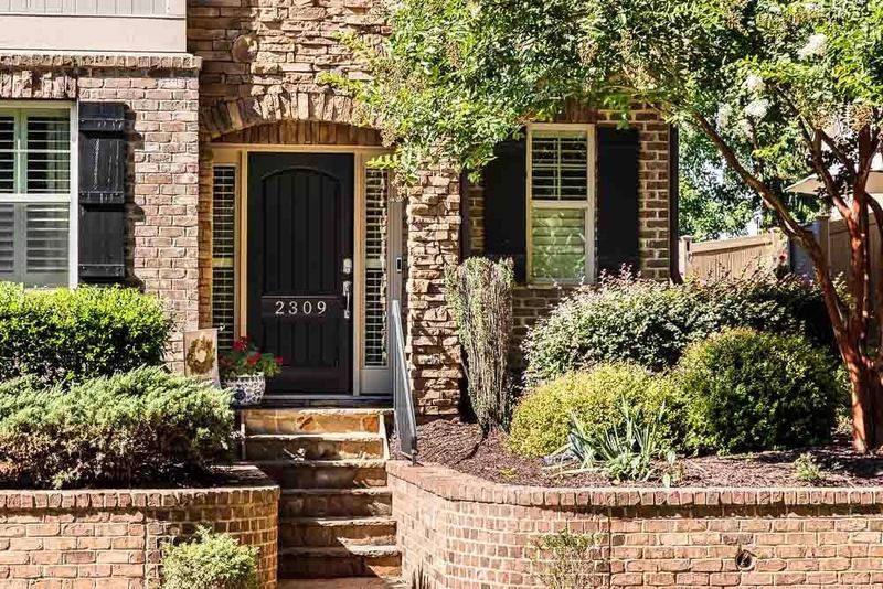 2309 Lowden St, Raleigh, NC 27608