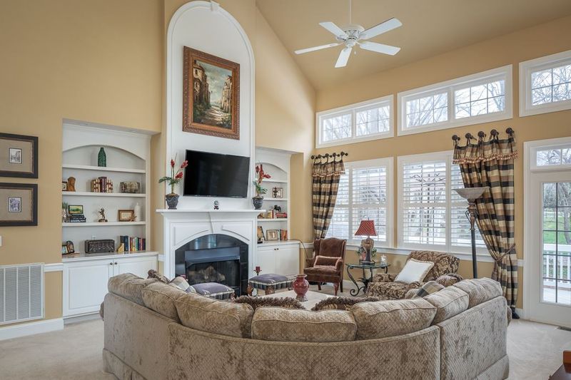 2309 Narrawood St, Raleigh, NC 27614