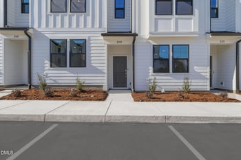 2309 Oakwood Meadows Ln, Raleigh, NC 27604