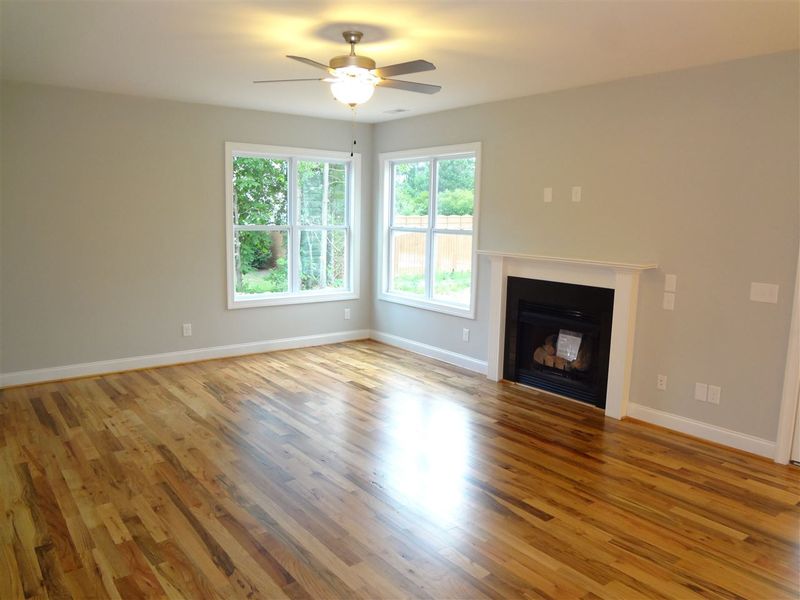 2309 Raida Dr, Zebulon, NC 27597