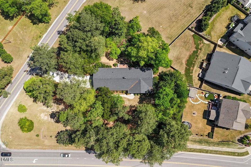2309 Stewart St, Fuquay Varina, NC 27526