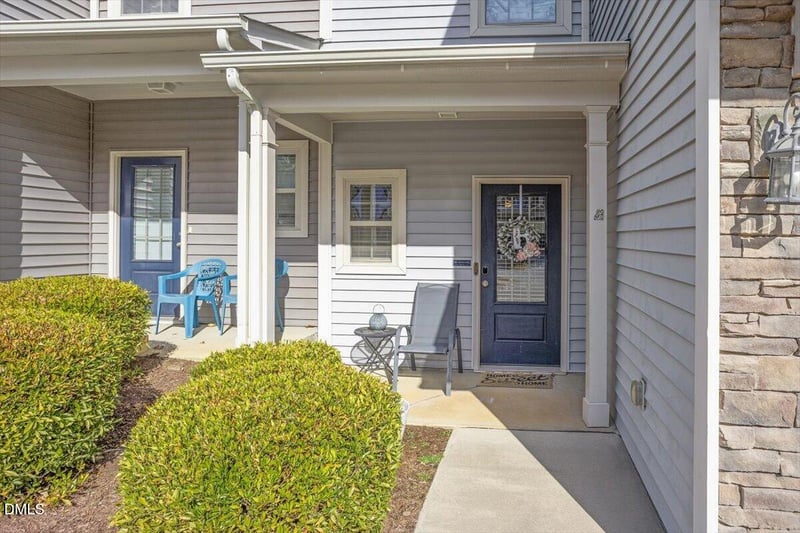 231 Cypress Hill Ln, Holly Springs, NC 27540