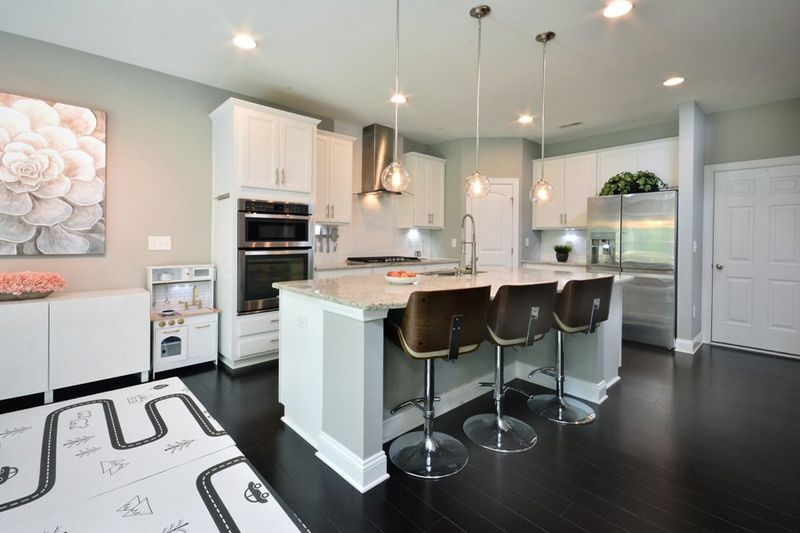 231 Daymire Glen Ln, Cary, NC 27519