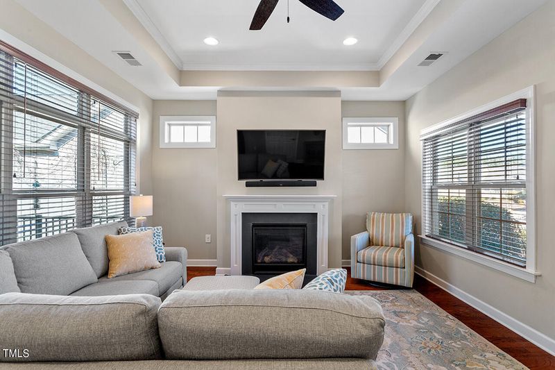 231 Ellisview Dr, Cary, NC 27519