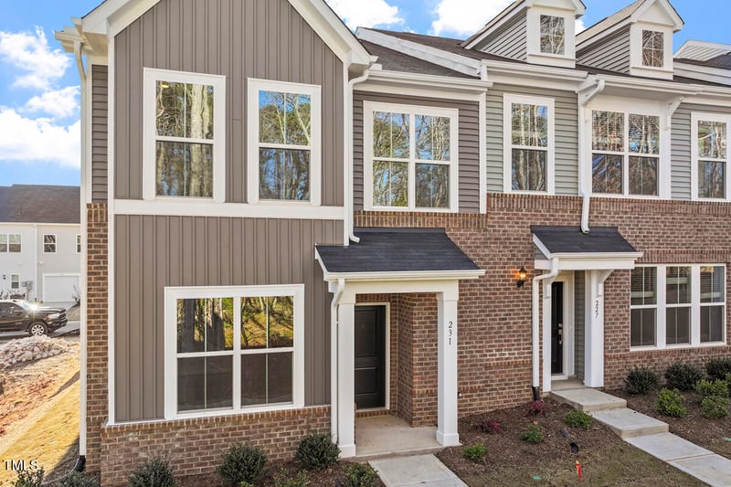 231 Frosted Iris Ln #174, Garner, NC 27529