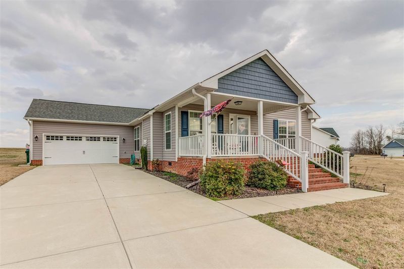 231 Golden Oats Dr, Angier, NC 27501