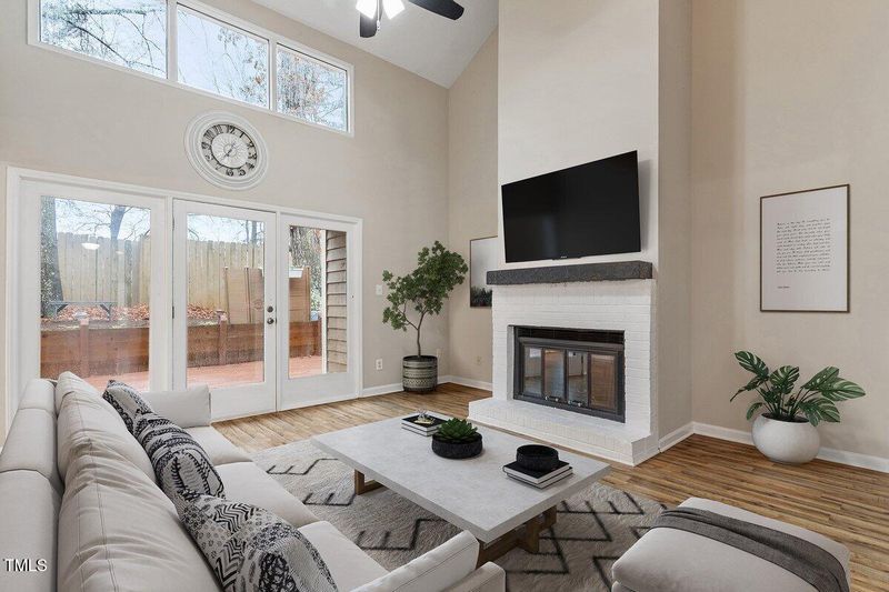231 Hanover Pl, Cary, NC 27511