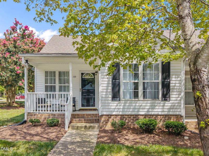 231 Highgate Cir, Wake Forest, NC 27587
