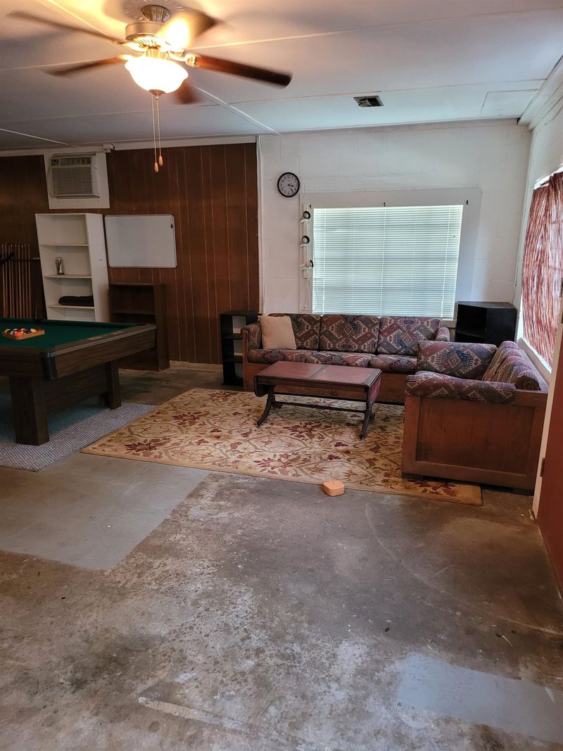 231 W Hill Ave N, Hillsborough, NC 27278