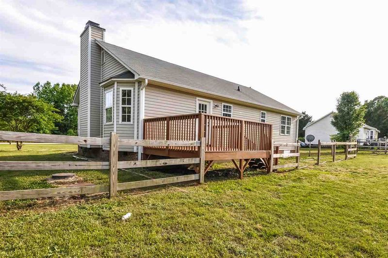 231 Old Murphy Rd, Zebulon, NC 27597