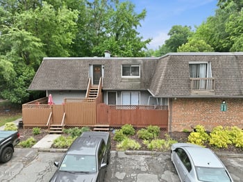 231 Summerwalk Cir, Chapel Hill, NC 27517