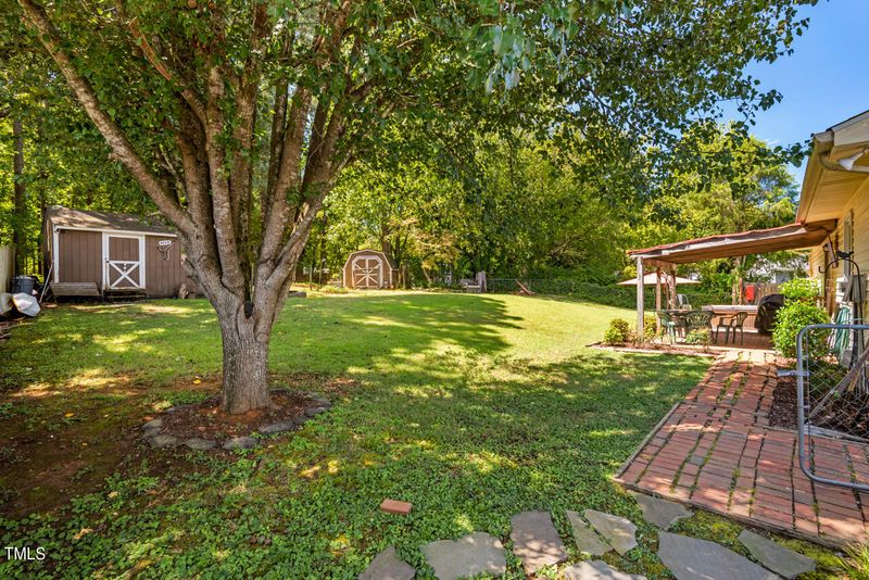 231 Tracy Trl, Durham, NC 27712