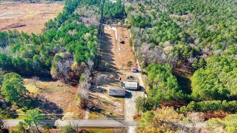 2310 Devils Racetrack Rd, Four Oaks, NC 27524