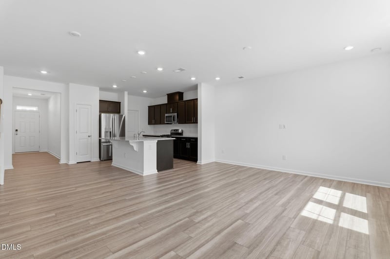 2310 Oakwood Meadows Ct, Raleigh, NC 27604