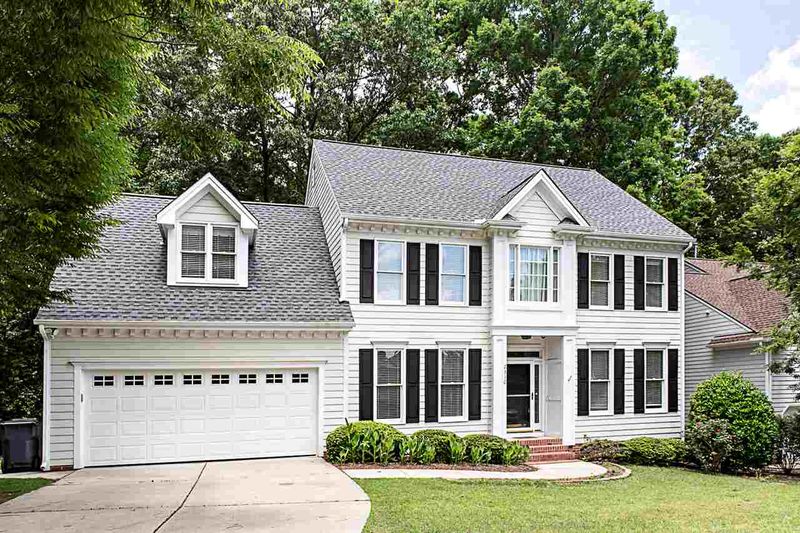 2310 Watersglen Dr, Apex, NC 27502