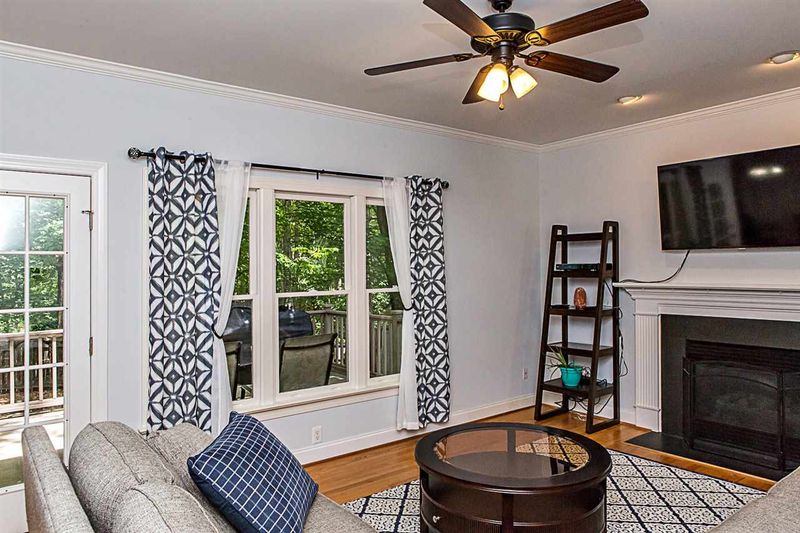 2310 Watersglen Dr, Apex, NC 27502
