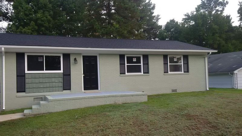 2310 Wintergreen Pl, Durham, NC 27707