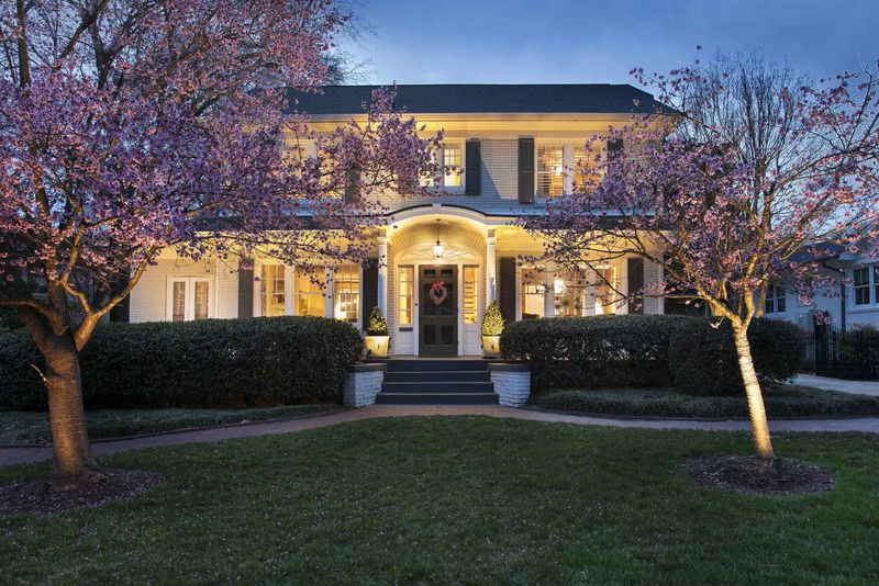 2311 Fairview Rd, Raleigh, NC 27608