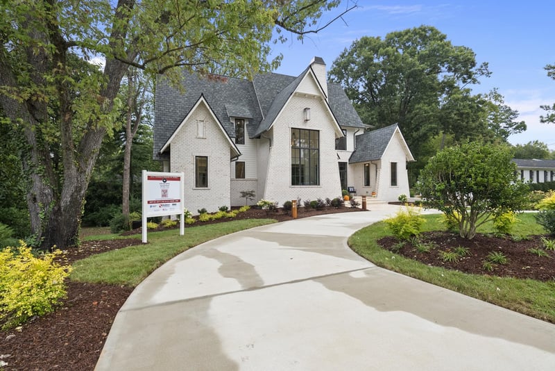 2312 Airline Dr, Raleigh, NC 27607