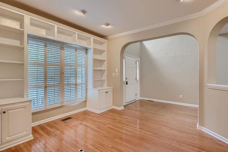 2312 Becketts Ridge Dr, Hillsborough, NC 27278