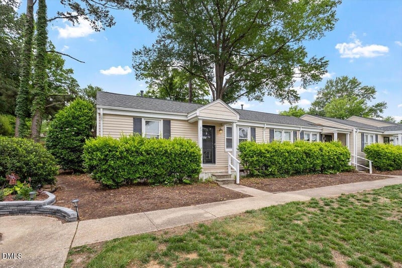 2312 Bernard St, Raleigh, NC 27608