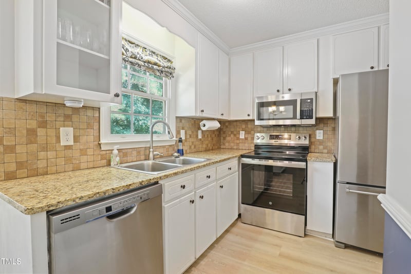 2312 Brasswynd Ct, Fuquay Varina, NC 27526